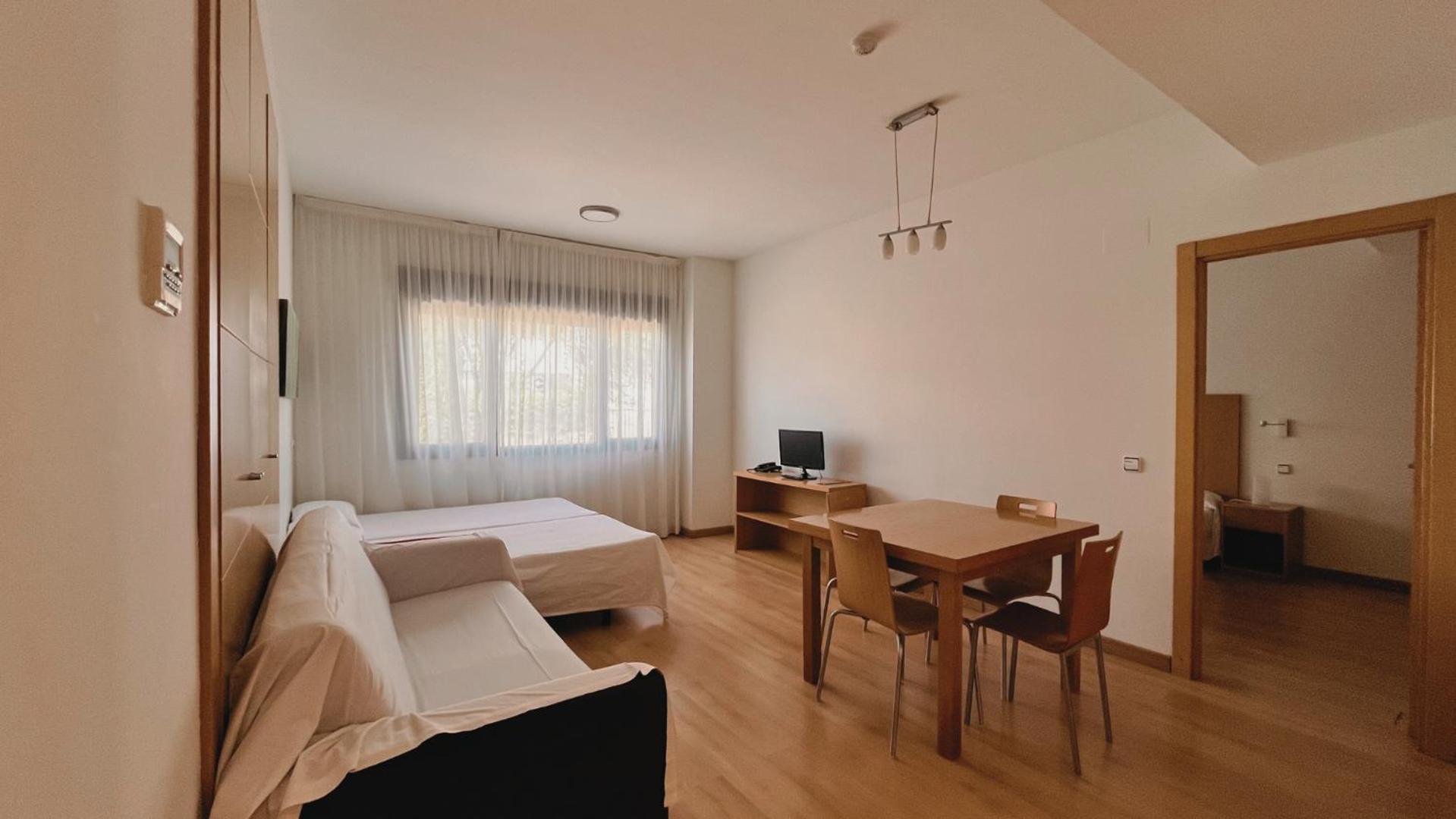 Hotel-Apartamentos Tartesos 라스 로사스 데 마드리드 외부 사진